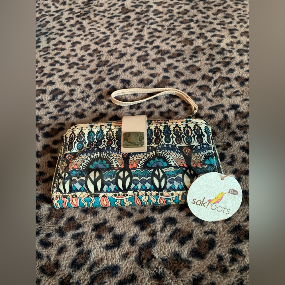 Sakroots Wallet - Picture 1 of 3